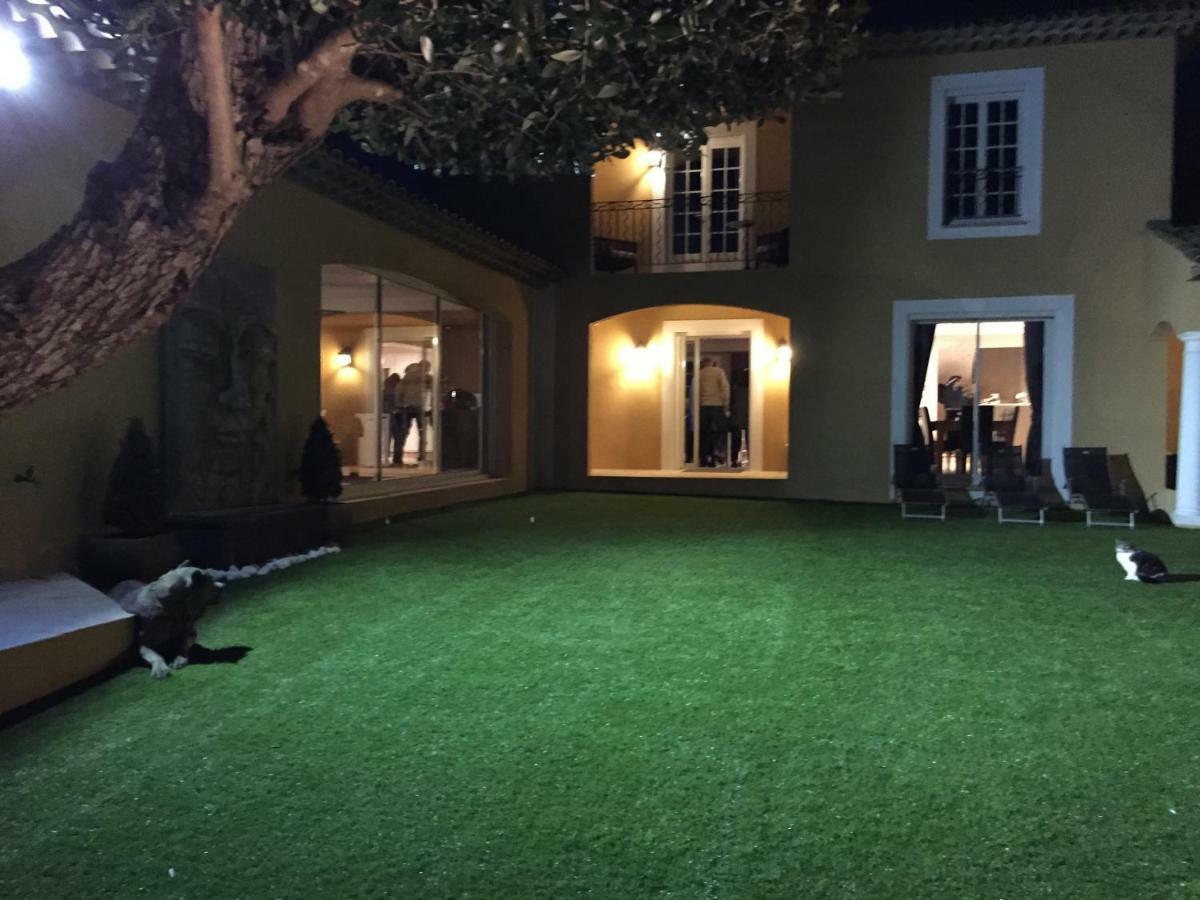 Villa Sanata Les Arcs-sur-Argens Exterior photo